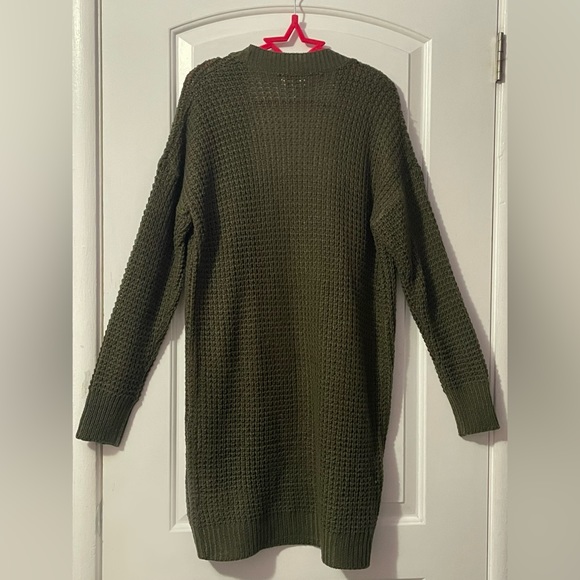 🔴Green Knitted Women’s Full Length Cardigan in Size L - Picture 3 of 6